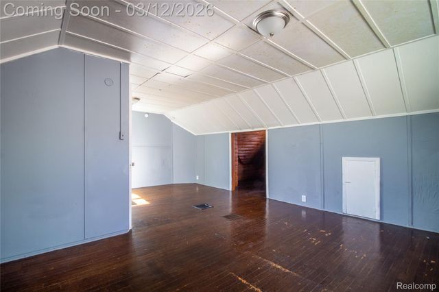 15870 Lesure Street, Detroit, MI 48227