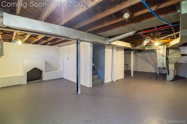 15870 Lesure Street, Detroit, MI 48227