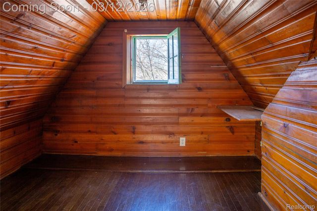 15870 Lesure Street, Detroit, MI 48227