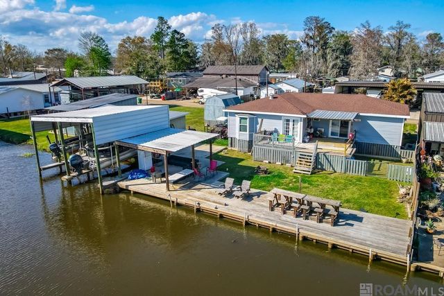 22442 Teal St, Maurepas, LA 70449