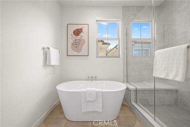 136 Newburry, Irvine, CA 92618