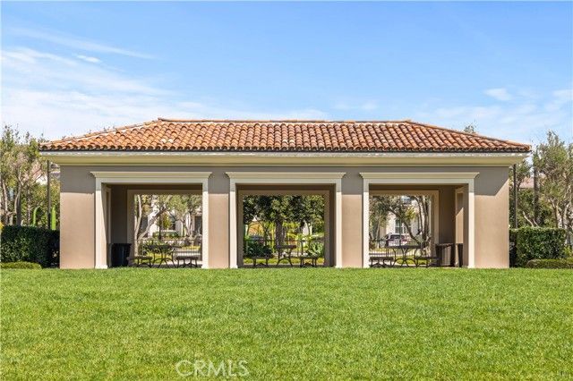 136 Newburry, Irvine, CA 92618