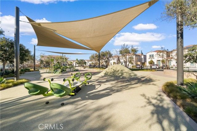 136 Newburry, Irvine, CA 92618