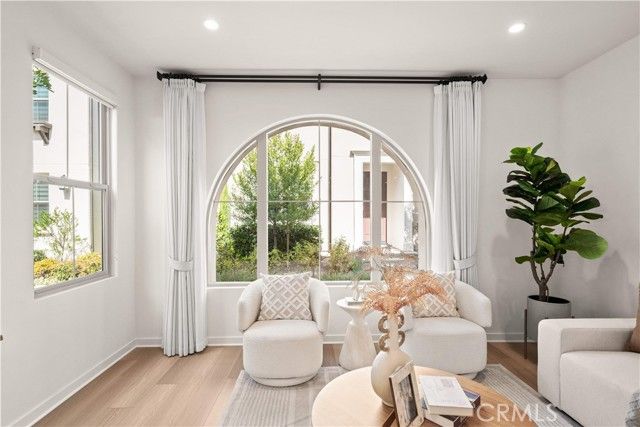 136 Newburry, Irvine, CA 92618