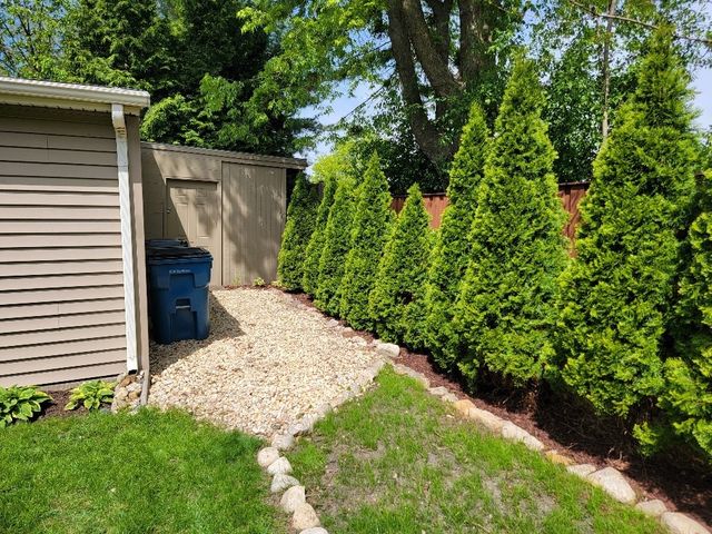 229 Fuller Road, Hinsdale, IL 60521