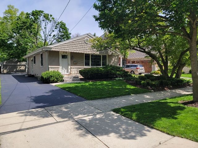 229 Fuller Road, Hinsdale, IL 60521