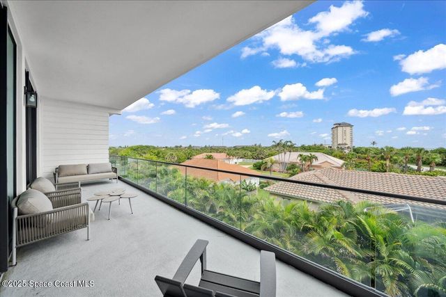 3031 Hafen Lane 306, Melbourne Beach, FL 32951