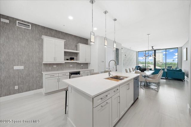 3031 Hafen Lane 306, Melbourne Beach, FL 32951