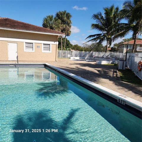 10004 Twin Lakes Drive 36F, Coral Springs, FL 33071