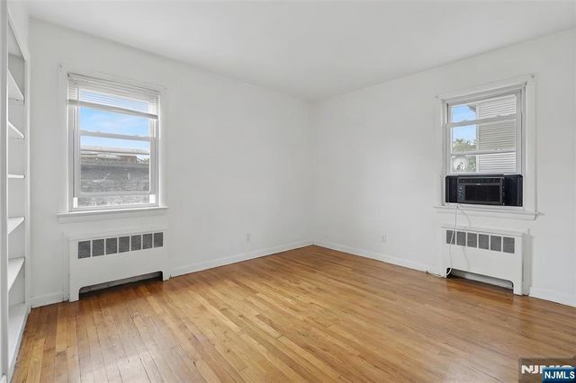 378 Riverside Avenue, Rutherford, NJ 07070