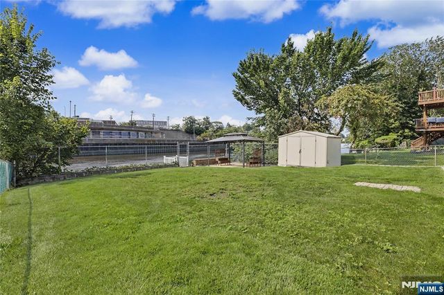 378 Riverside Avenue, Rutherford, NJ 07070