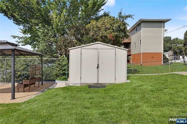 378 Riverside Avenue, Rutherford, NJ 07070