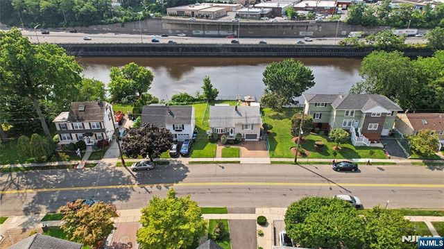 378 Riverside Avenue, Rutherford, NJ 07070