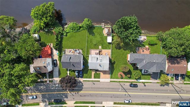 378 Riverside Avenue, Rutherford, NJ 07070