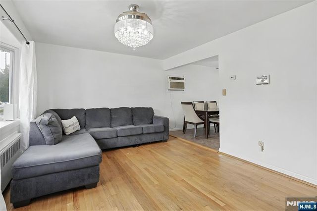 378 Riverside Avenue, Rutherford, NJ 07070