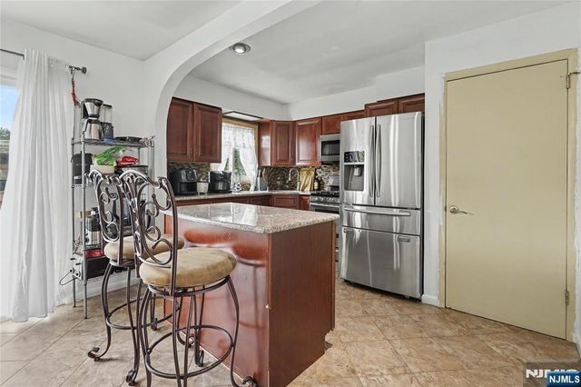 378 Riverside Avenue, Rutherford, NJ 07070