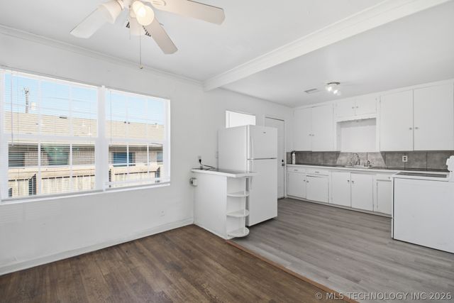 1633 E 10th Street, Tulsa, OK 74120