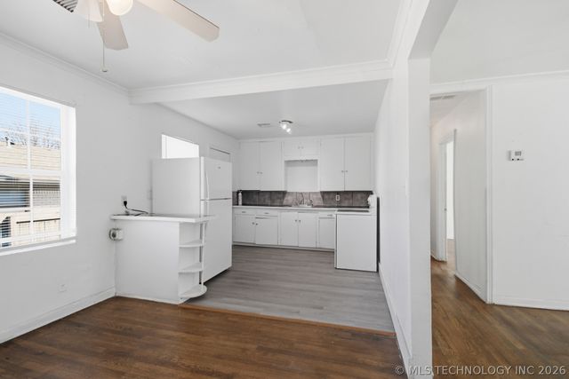 1633 E 10th Street, Tulsa, OK 74120