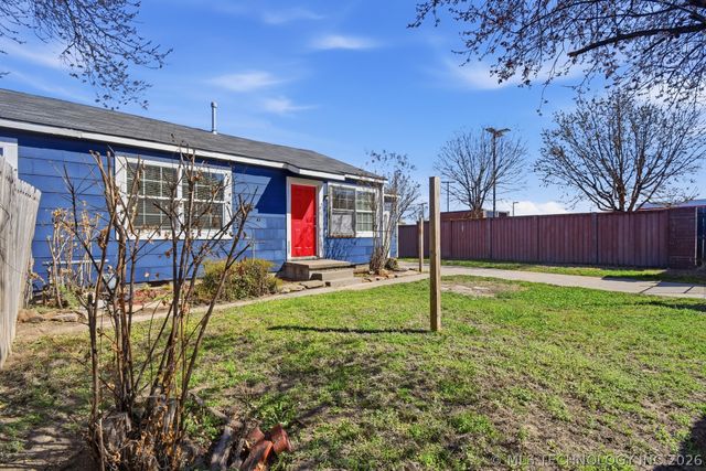 1633 E 10th Street, Tulsa, OK 74120