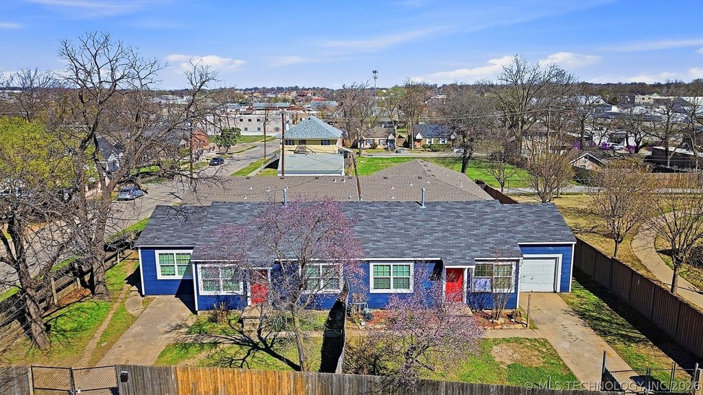 1633 E 10th Street, Tulsa, OK 74120