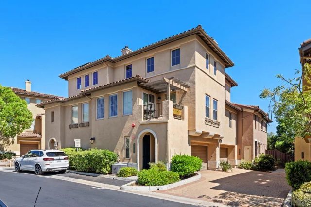 2734 Piantino, San Diego, CA 92108