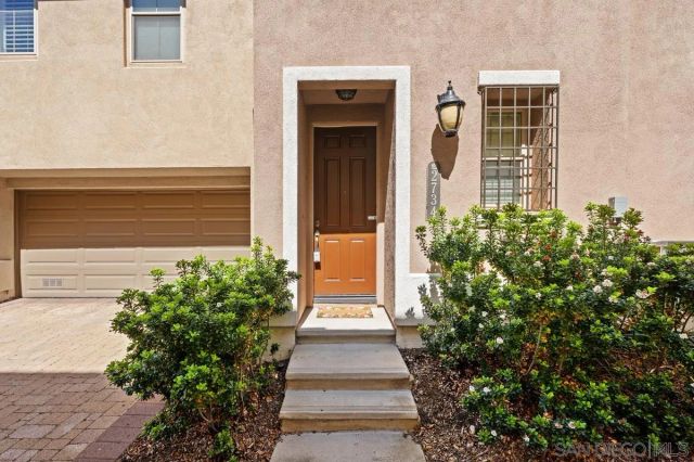 2734 Piantino, San Diego, CA 92108