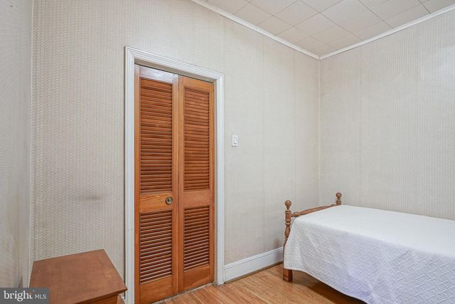 2522 S WARNOCK ST, Philadelphia, PA 19148