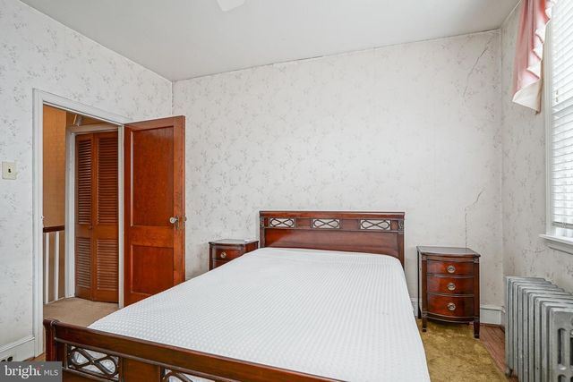 2522 S WARNOCK ST, Philadelphia, PA 19148