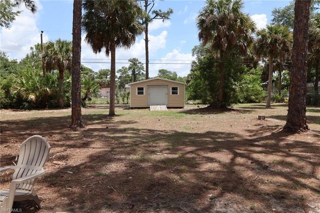 602 James AVE, Lehigh Acres, FL 33936