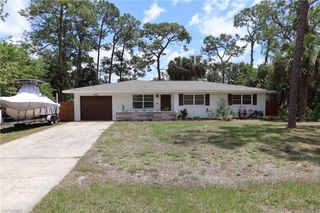 602 James AVE, Lehigh Acres, FL 33936