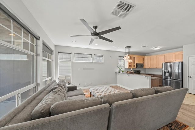854 Lakebreeze Drive, Canyon Lake, TX 78133