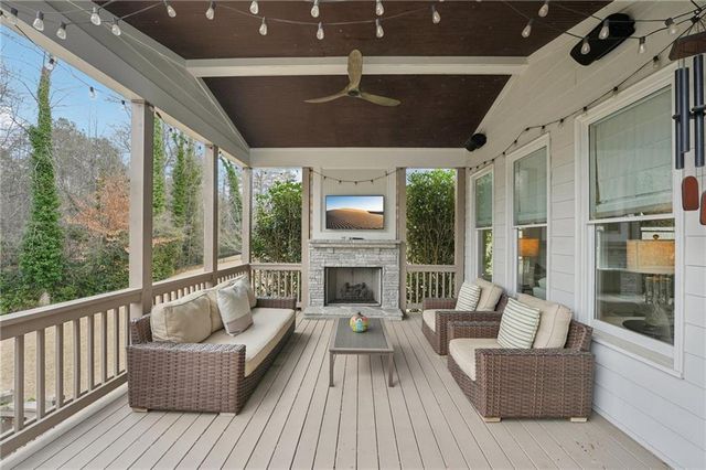 3612 Childers NE Way, Roswell, GA 30075