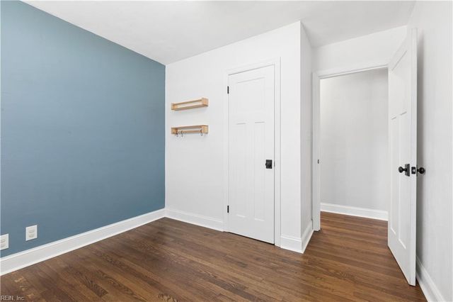 200 Peachwood LN, Virginia Beach, VA 23452