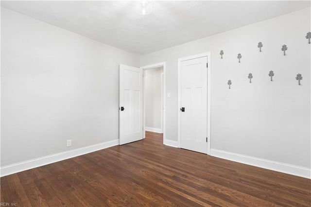200 Peachwood LN, Virginia Beach, VA 23452