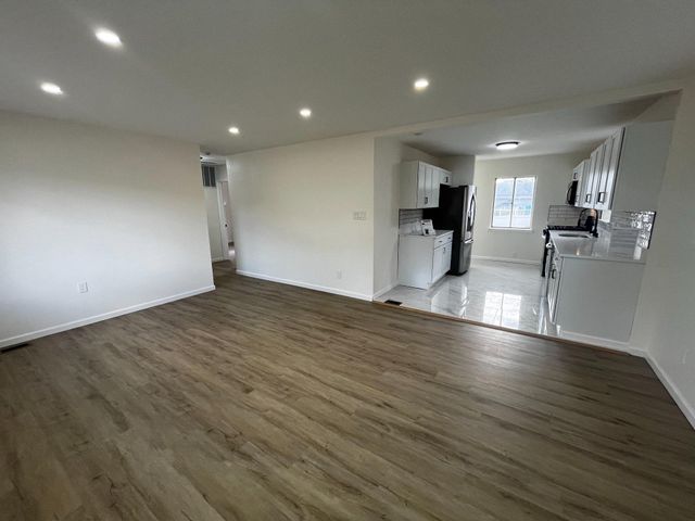 4105 NORCROSS, Temple Hills, MD 20748