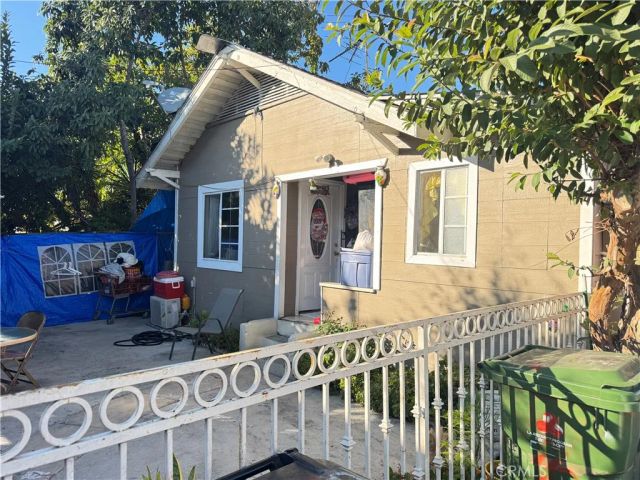927 W 48th Street, Los Angeles, CA 90037