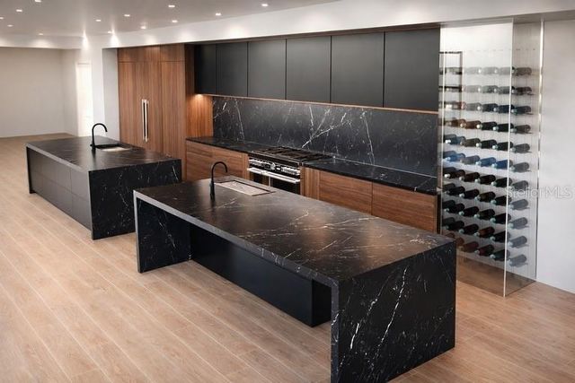 6010 S ELKINS AVENUE, Tampa, FL 33611