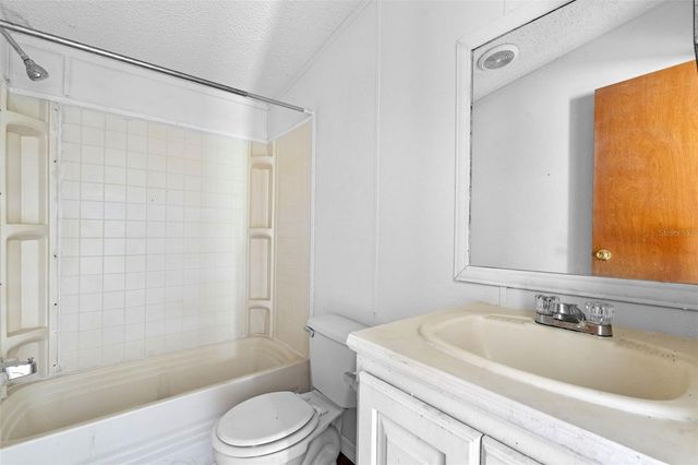 10431 SE 127TH LANE, Belleview, FL 34420