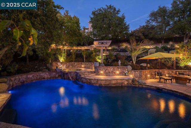 27 Campbell Place, Danville, CA 94526