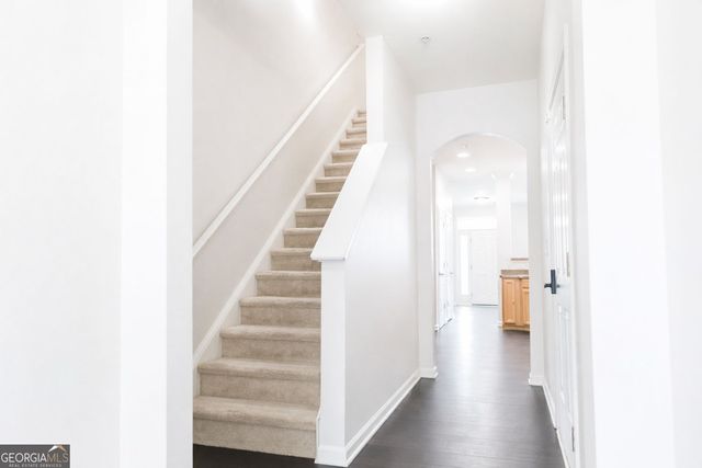 544 Ridge View Crossing, Woodstock, GA 30188