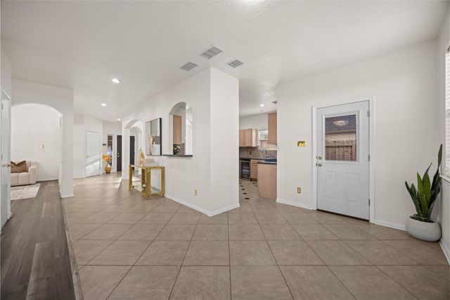 2202 Chelsea Vale Drive, Fresno, TX 77545