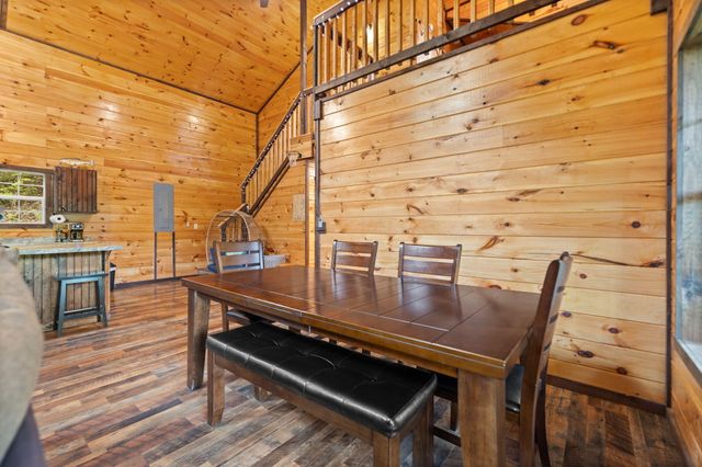 222 Muir Road, Rogers, KY 41365