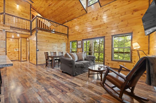 222 Muir Road, Rogers, KY 41365