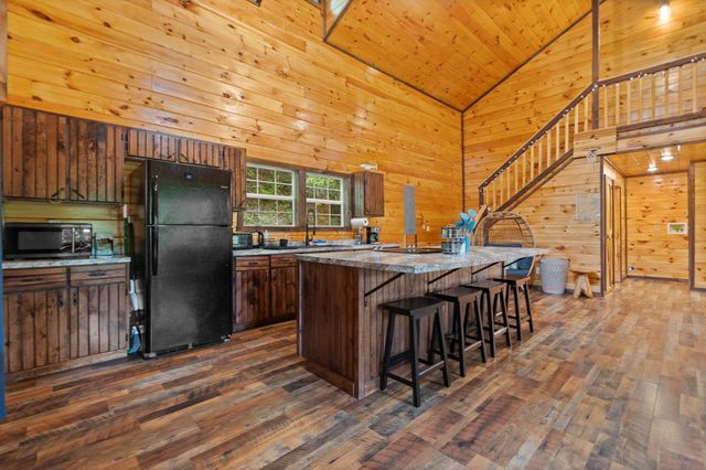 222 Muir Road, Rogers, KY 41365