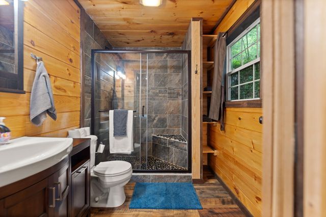 222 Muir Road, Rogers, KY 41365