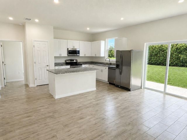 15010 COMMUNITY AVENUE, Port Charlotte, FL 33953