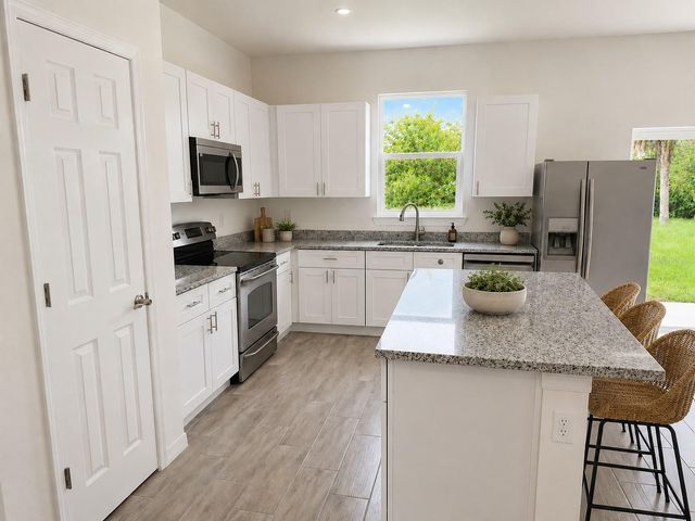 15010 COMMUNITY AVENUE, Port Charlotte, FL 33953