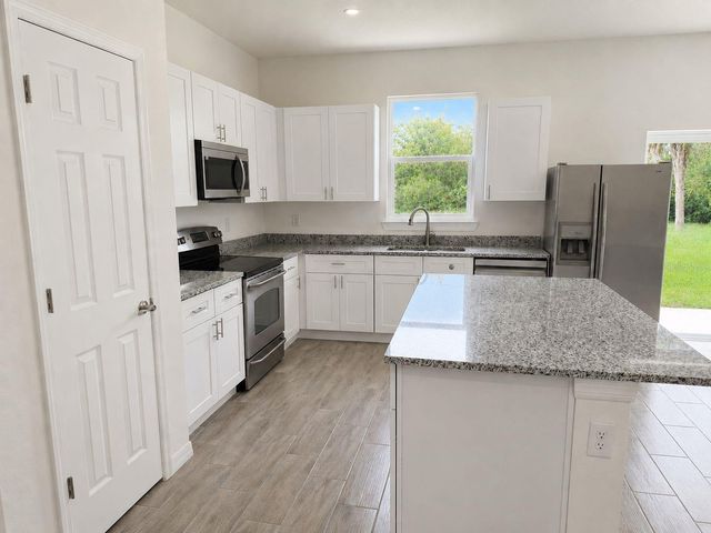 15010 COMMUNITY AVENUE, Port Charlotte, FL 33953