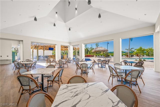 5570 Laguna Caribe CIR, Fort Myers, FL 33905