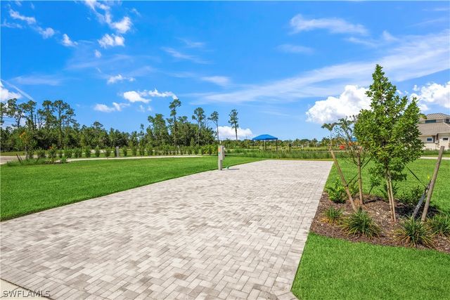 5570 Laguna Caribe CIR, Fort Myers, FL 33905